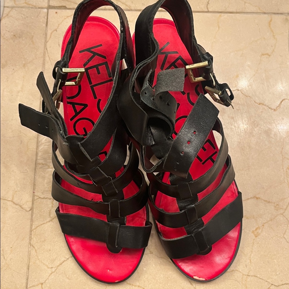 Kelsi Dagger strappy Sandals